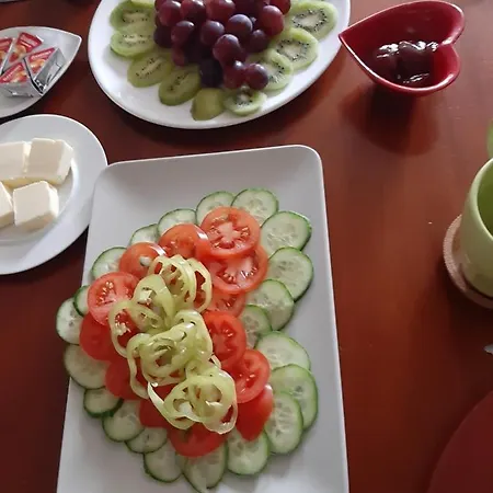 De Likua 鲁容贝罗克