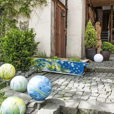 招待所 De Likua 3*